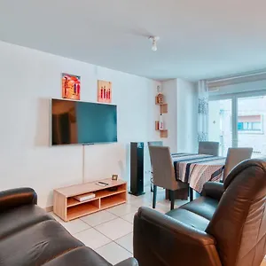 Hopkinson - Agréable T3 Avec Balcon Et Parking à La Blancarde Appartement Marseille