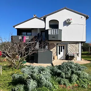  Apartment Tiziana